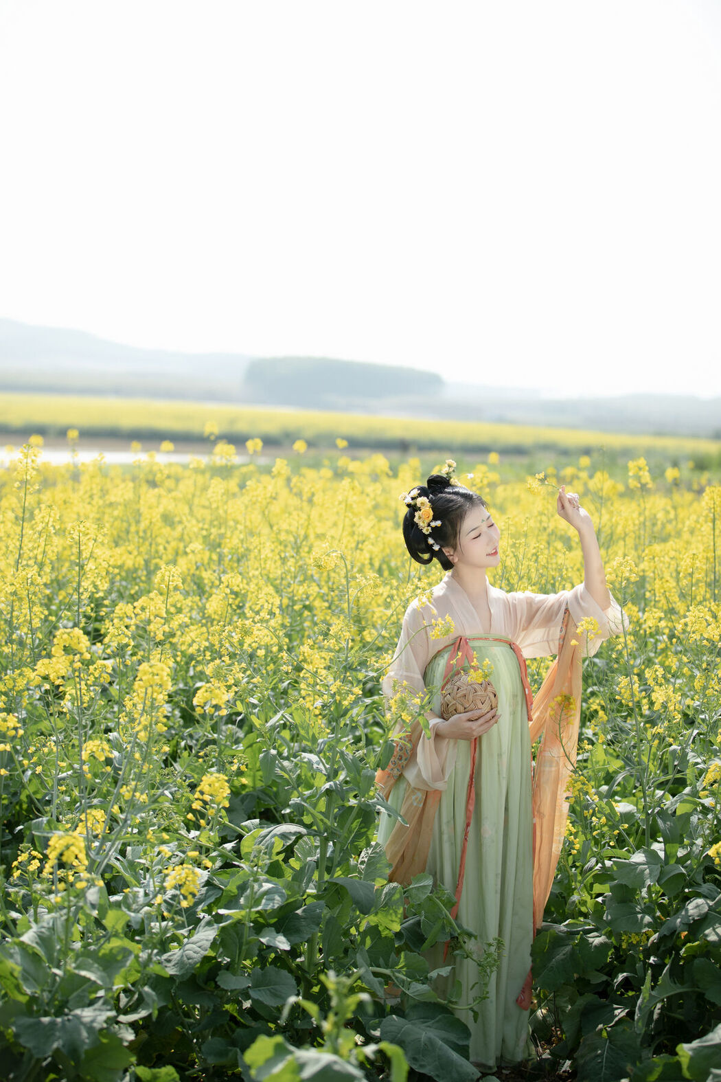 YiTuYu艺图语 Vol.7111 Suan La Tang Er