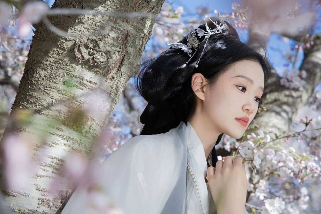 YiTuYu艺图语 Vol.7106 Xiang Wang Hui Shou Miao Miao Miao