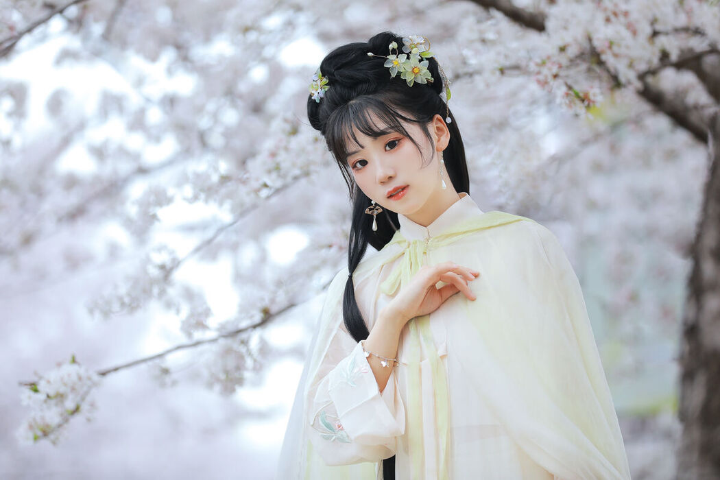 YiTuYu艺图语 Vol.7119 Zhou Zhou Ay
