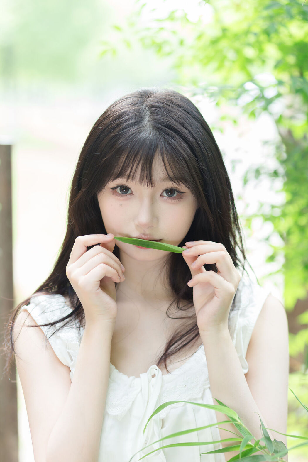 YiTuYu艺图语 Vol.7121 Yue Yue Gong Zhu