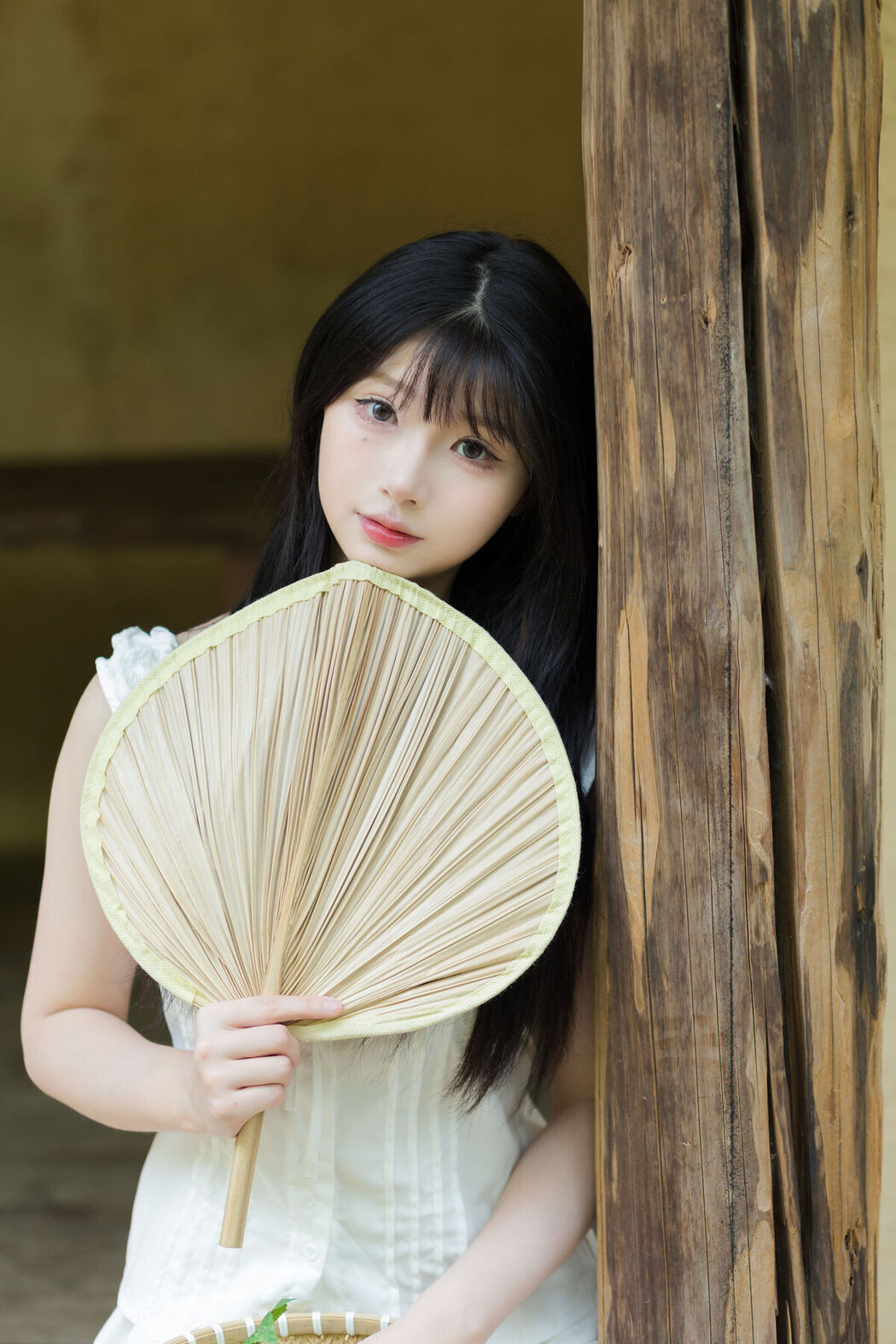 YiTuYu艺图语 Vol.7121 Yue Yue Gong Zhu