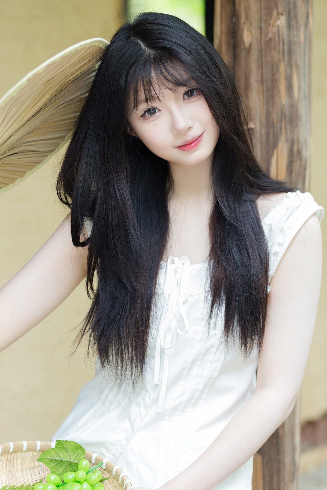 YiTuYu艺图语 Vol.7121 Yue Yue Gong Zhu Cover Photo