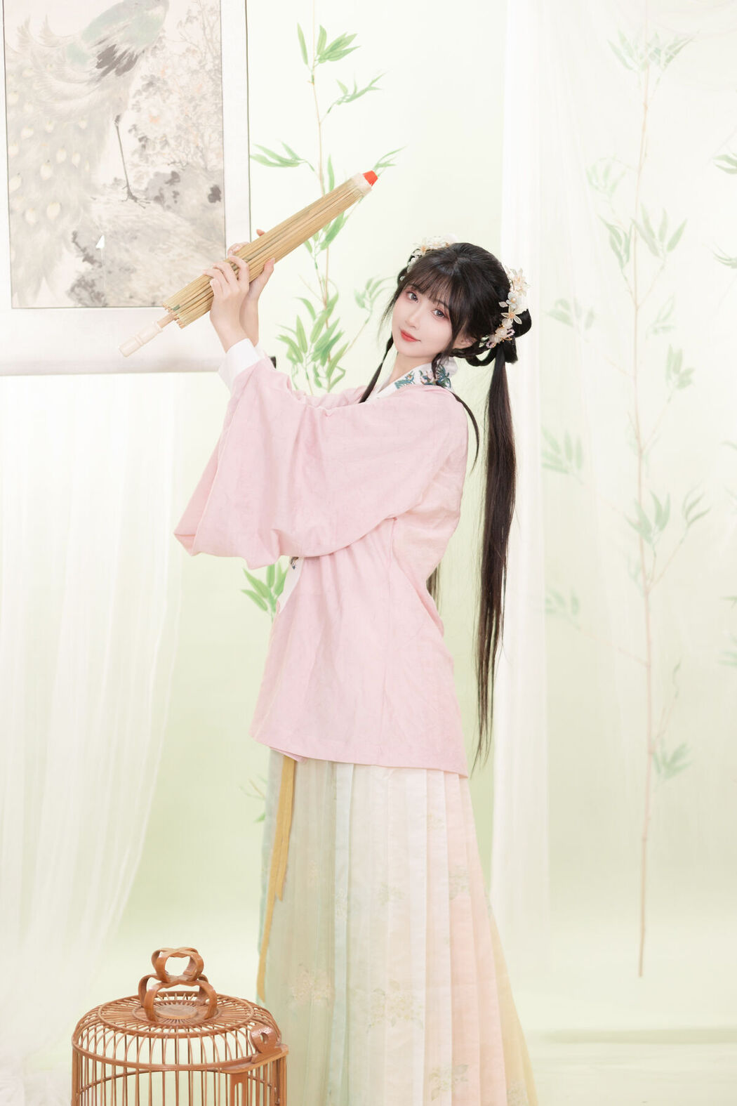 YiTuYu艺图语 Vol.7125 Qi Luo Sheng De Xiao Su Su