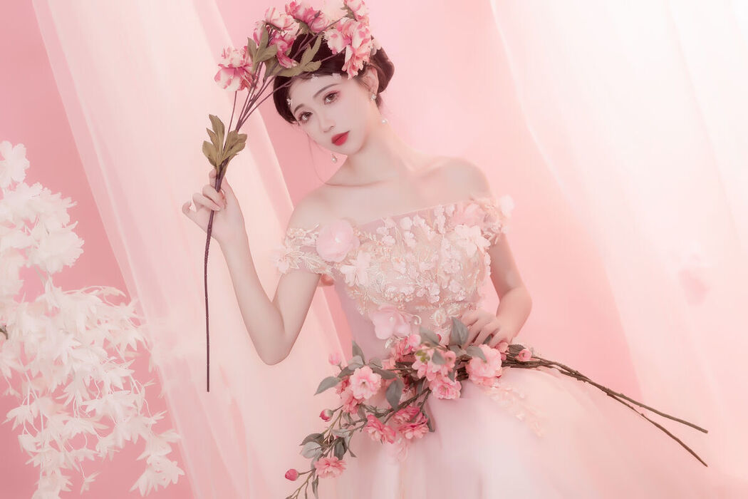 YiTuYu艺图语 Vol.7107 Qi Luo Sheng De Xiao Su Su