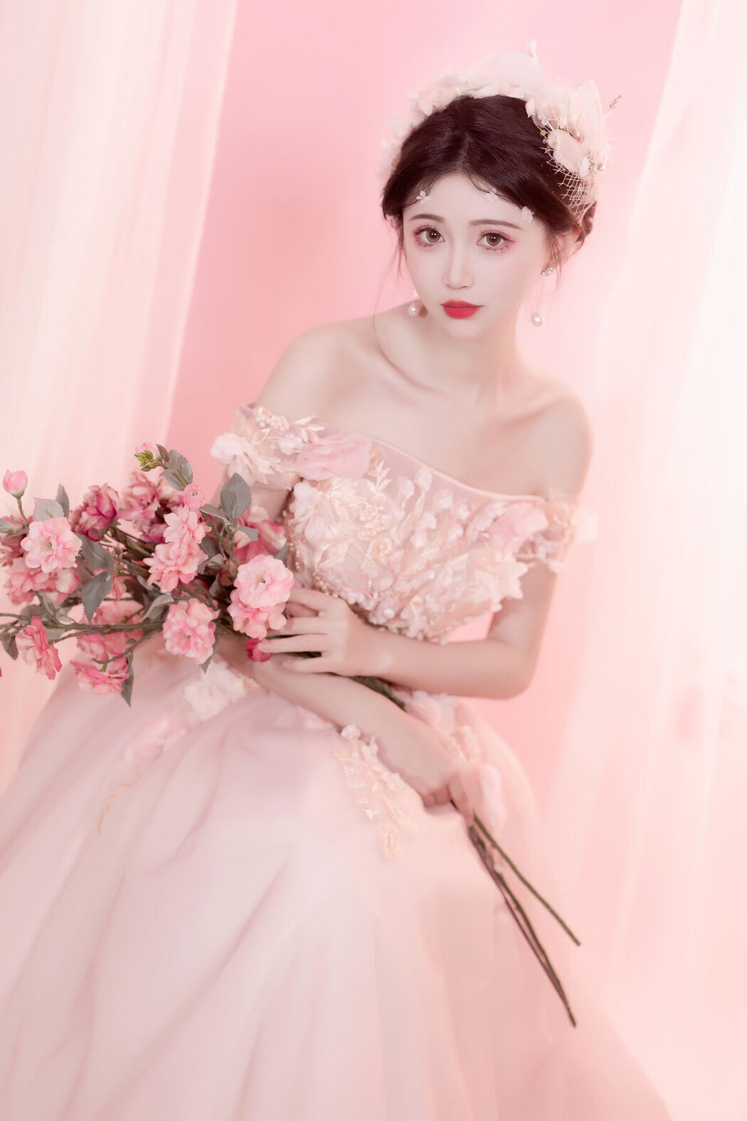 YiTuYu艺图语 Vol.7107 Qi Luo Sheng De Xiao Su Su