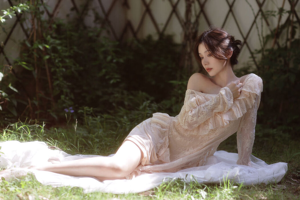 YiTuYu艺图语 Vol.7064 Peng Xiao Ya Ya
