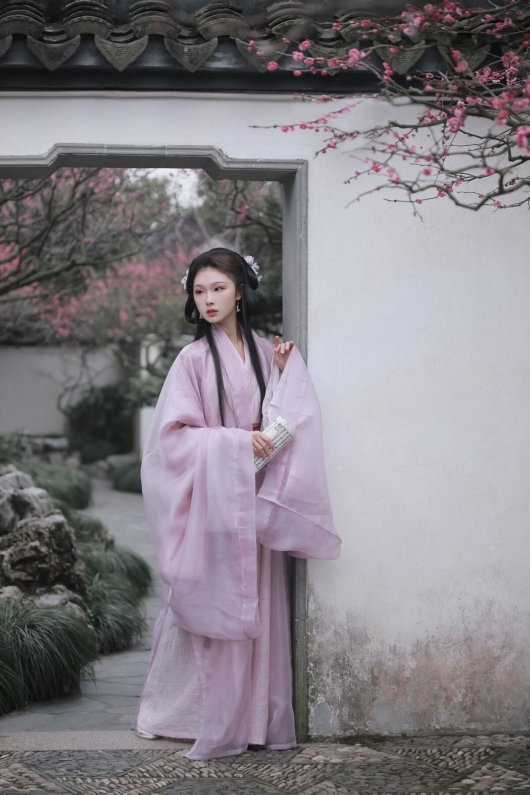 YiTuYu艺图语 Vol.7097 Qin Qin