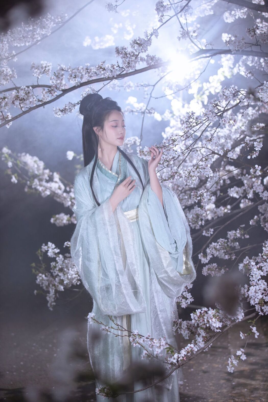 YiTuYu艺图语 Vol.7063 Ling Zi Xi