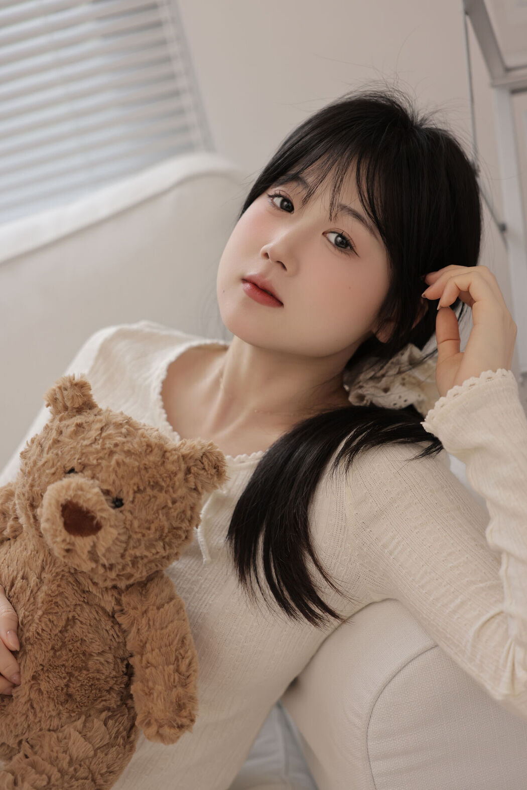 YiTuYu艺图语 Vol.7118 Xiao E Jiang Jiang Jiang