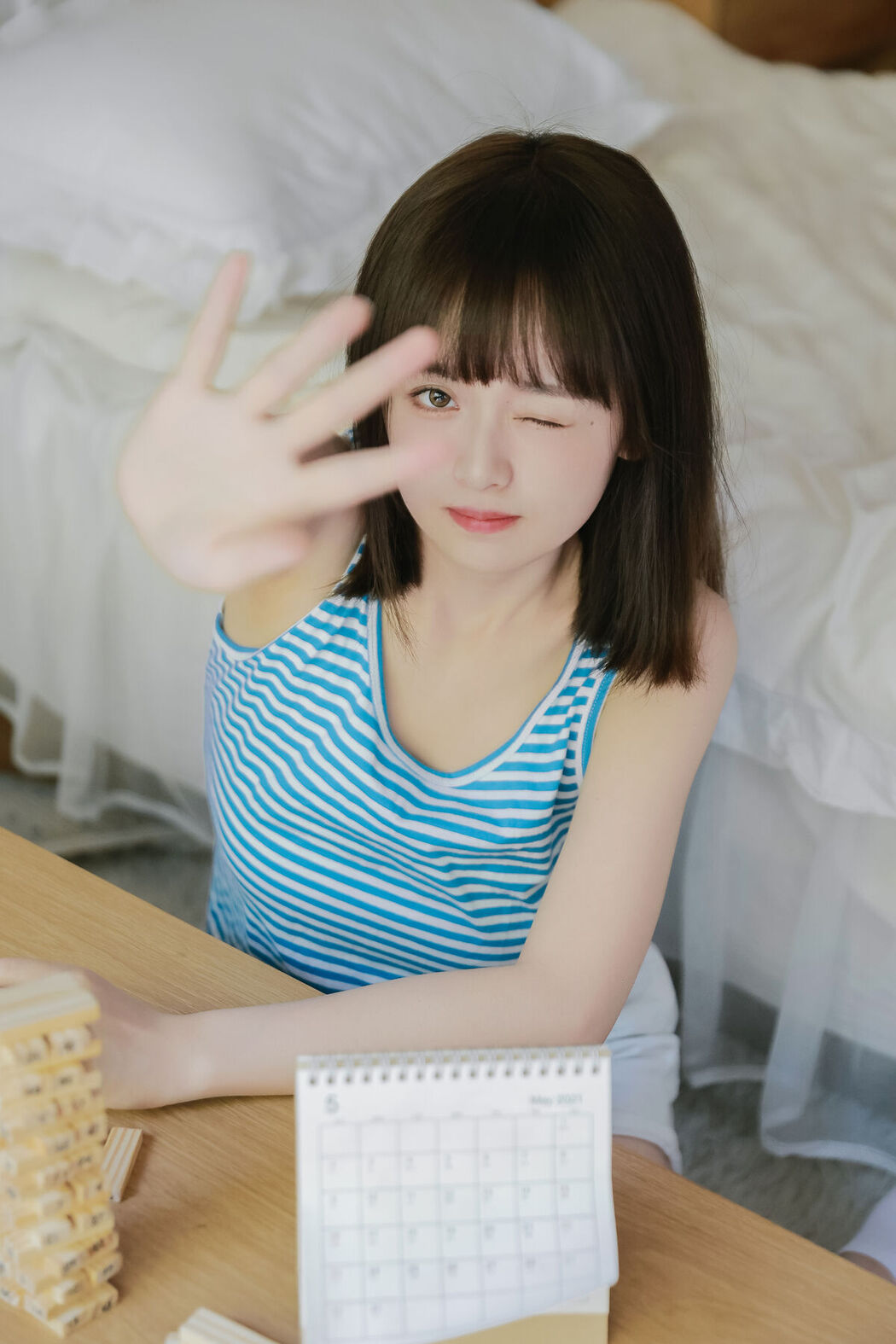 YiTuYu艺图语 Vol.7072 Juan Cun Xiao Ming