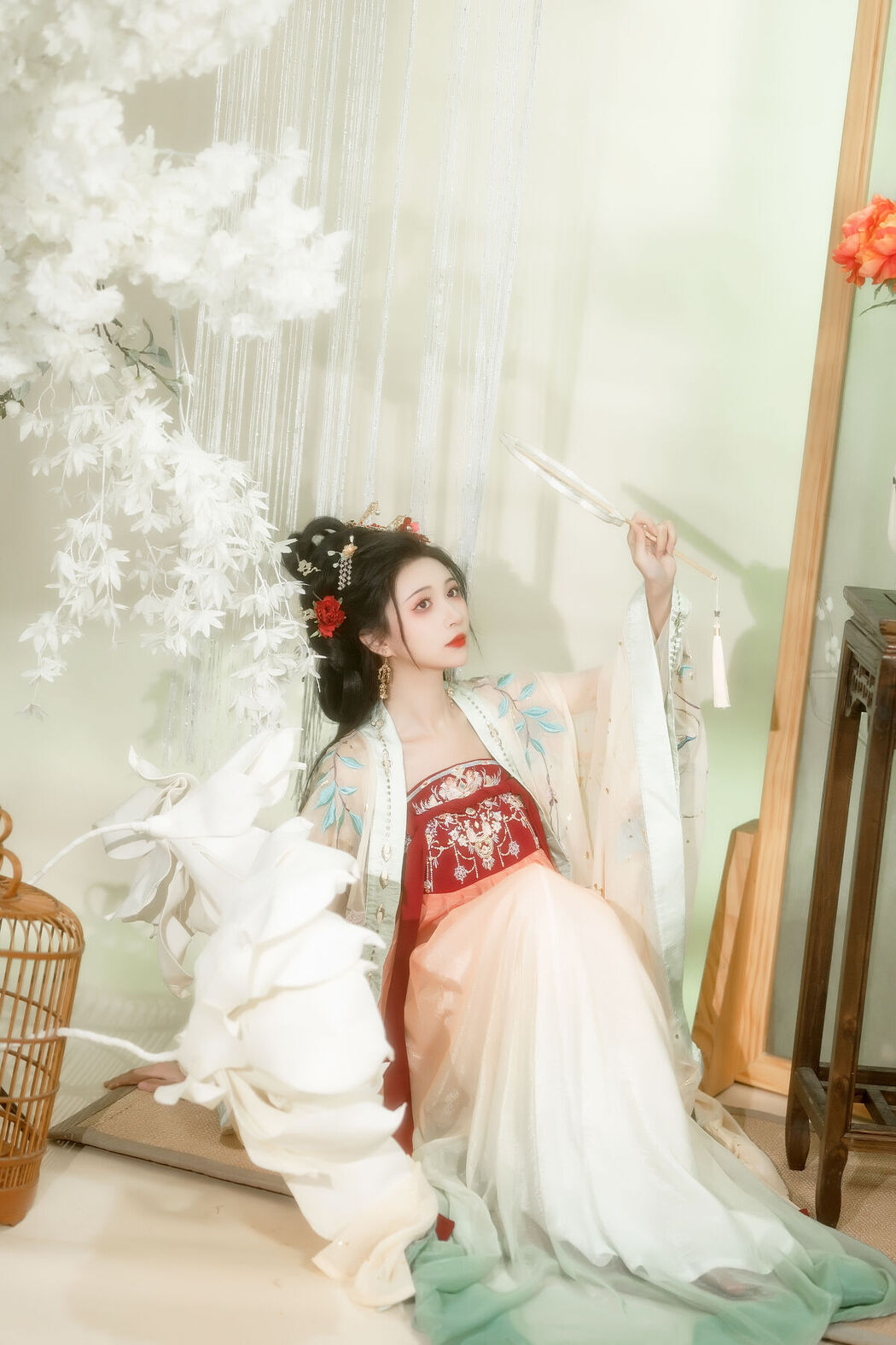 YiTuYu艺图语 Vol.7124 Qi Luo Sheng De Xiao Su Su