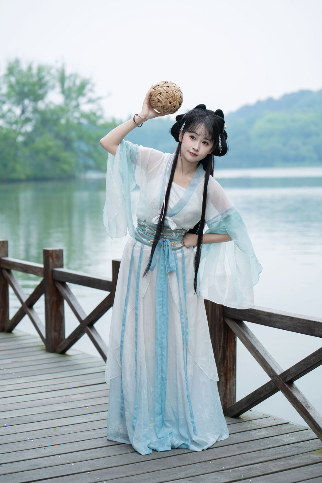 YiTuYu艺图语 Vol.7123 Jiao Yi Zhi Sui Sui