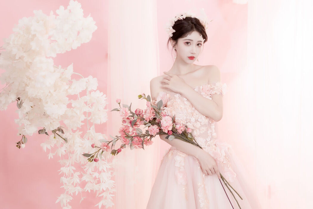 YiTuYu艺图语 Vol.7107 Qi Luo Sheng De Xiao Su Su