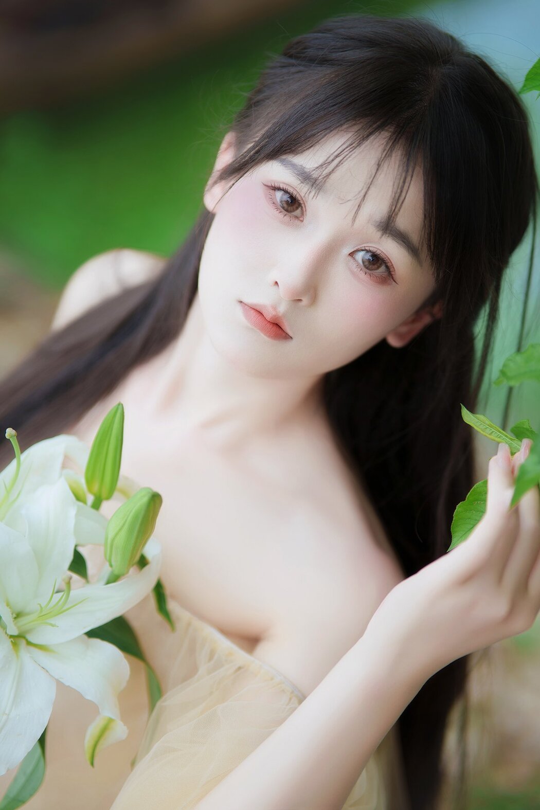 YiTuYu艺图语 Vol.7104 Xiao Xiao Yu Cover Photo