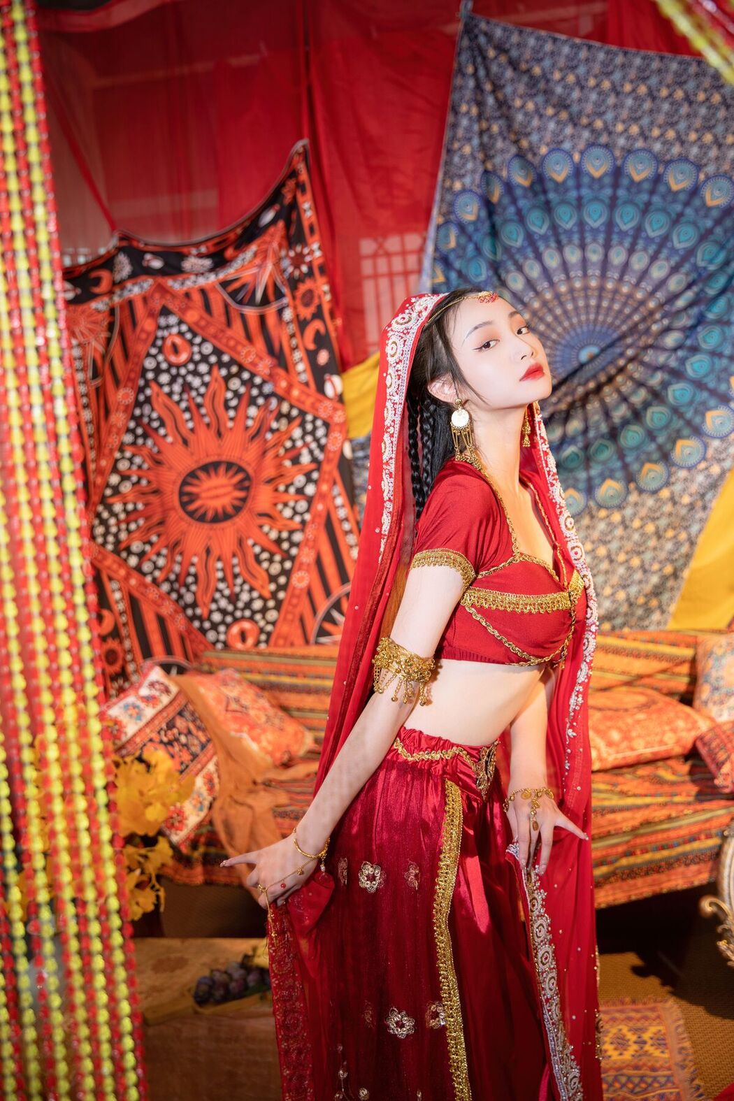 YiTuYu艺图语 Vol.7073 Ling Zi Xi