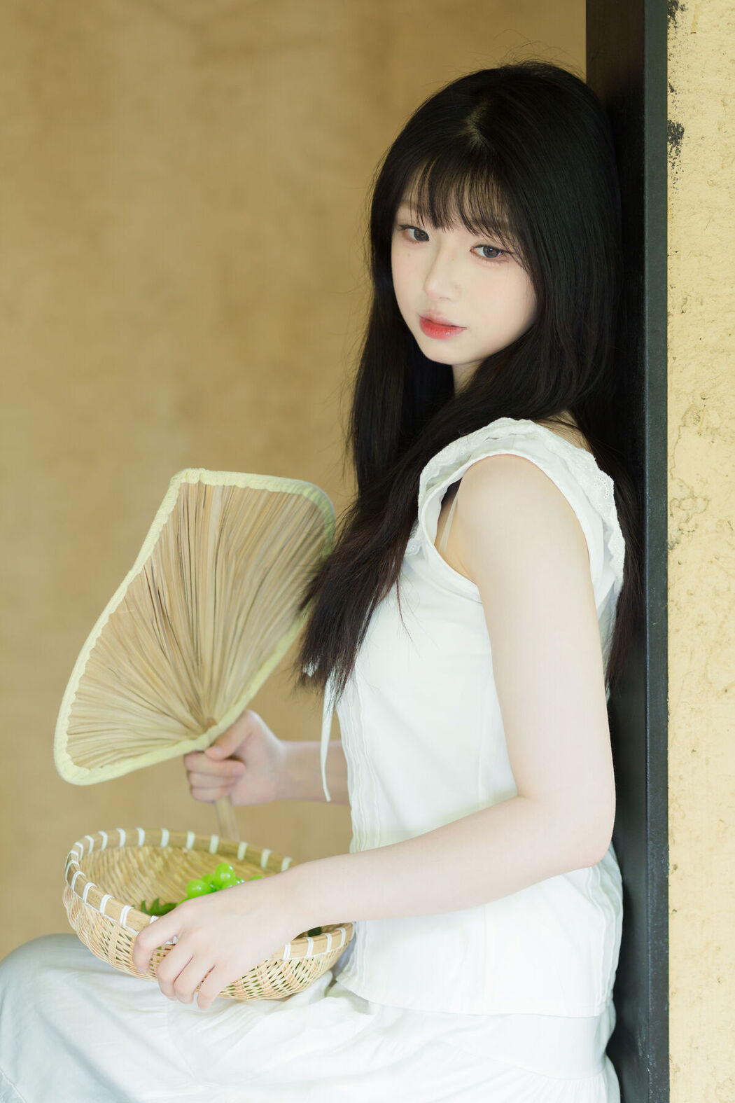 YiTuYu艺图语 Vol.7121 Yue Yue Gong Zhu