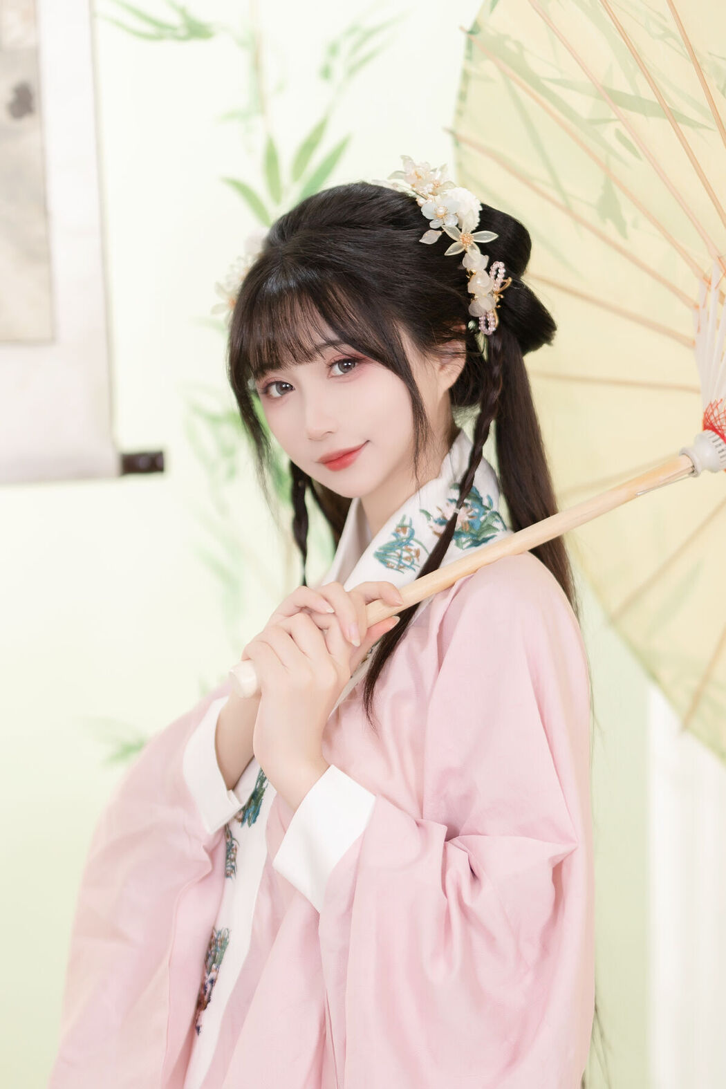 YiTuYu艺图语 Vol.7125 Qi Luo Sheng De Xiao Su Su