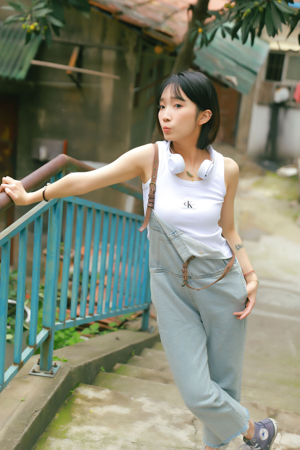 YiTuYu艺图语 Vol.7080 Lei Meng Ying