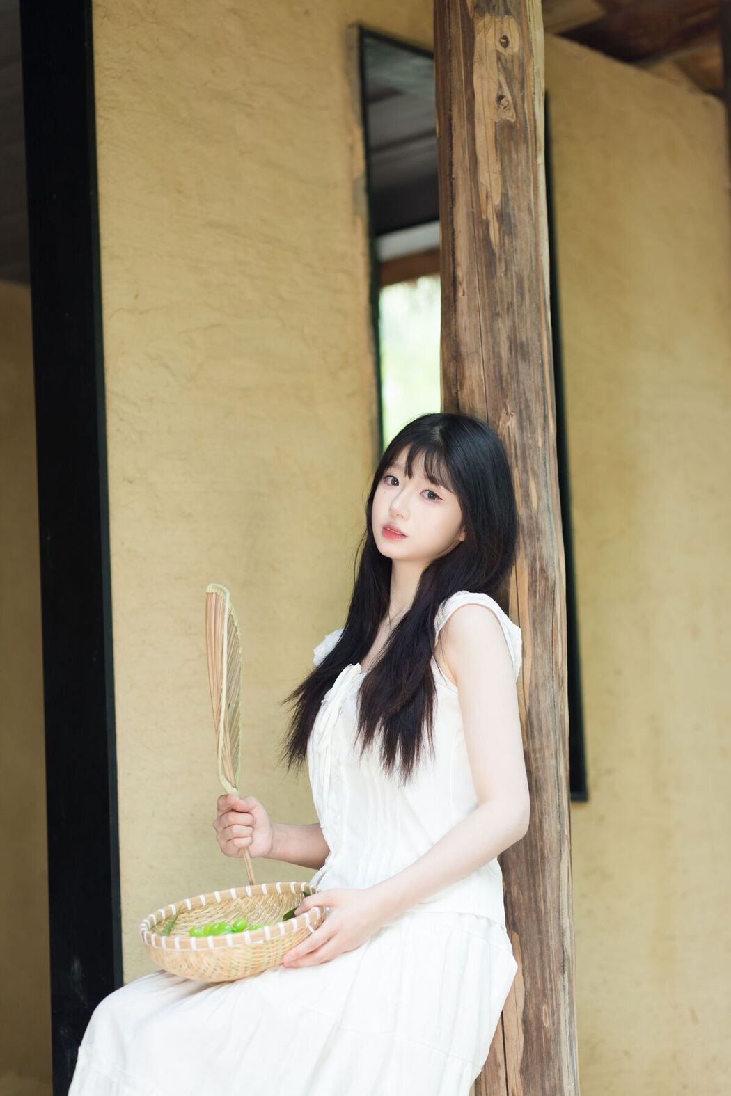 YiTuYu艺图语 Vol.7121 Yue Yue Gong Zhu