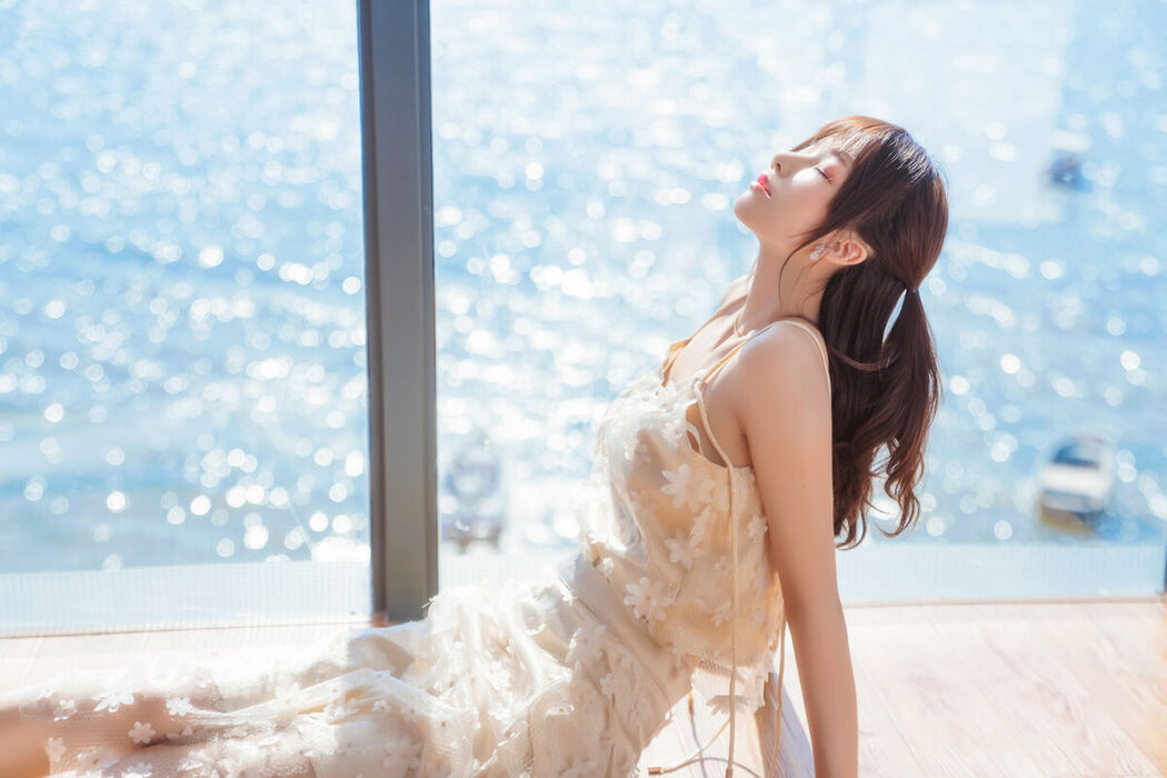 YiTuYu艺图语 Vol.7070 Cherry Meow