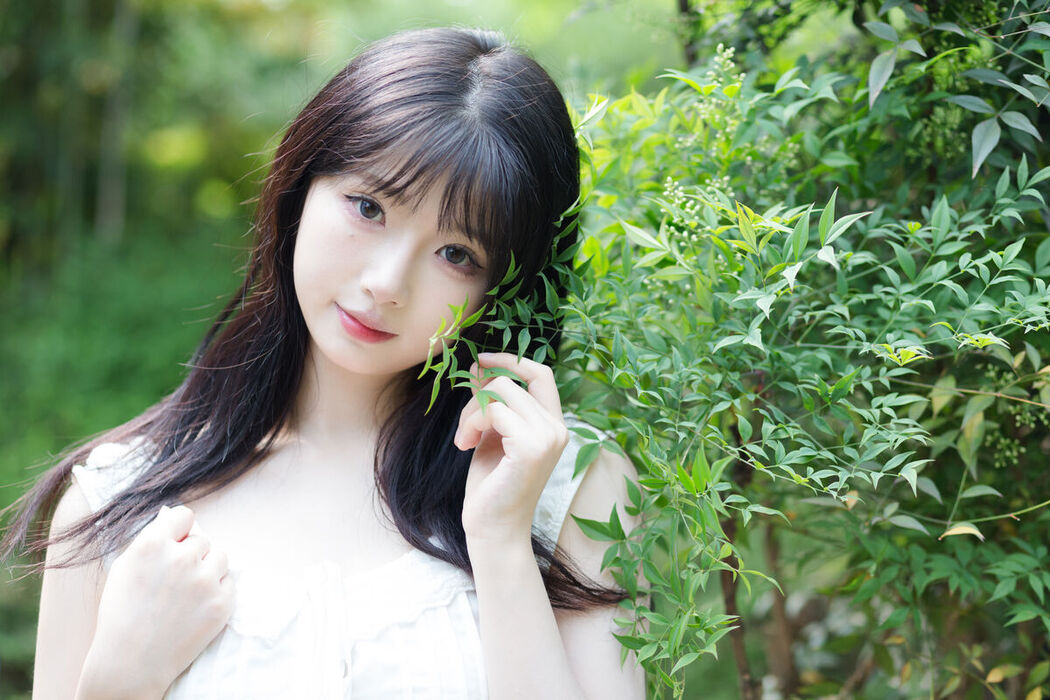 YiTuYu艺图语 Vol.7121 Yue Yue Gong Zhu