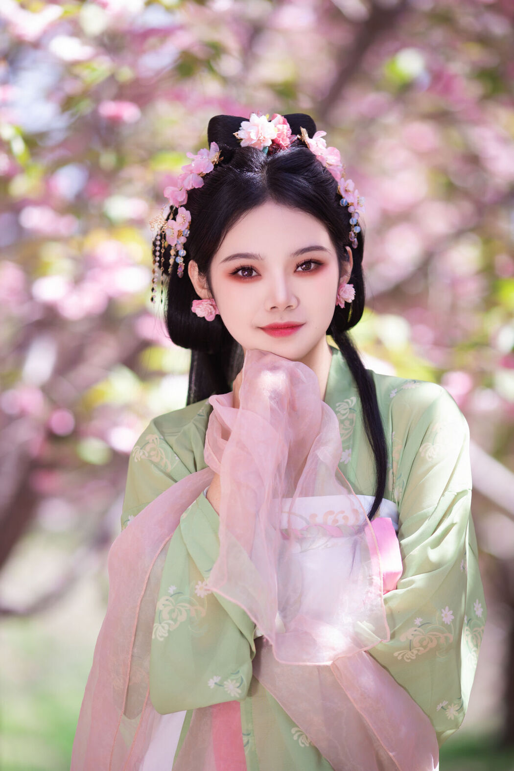 YiTuYu艺图语 Vol.7102 Wan Yi
