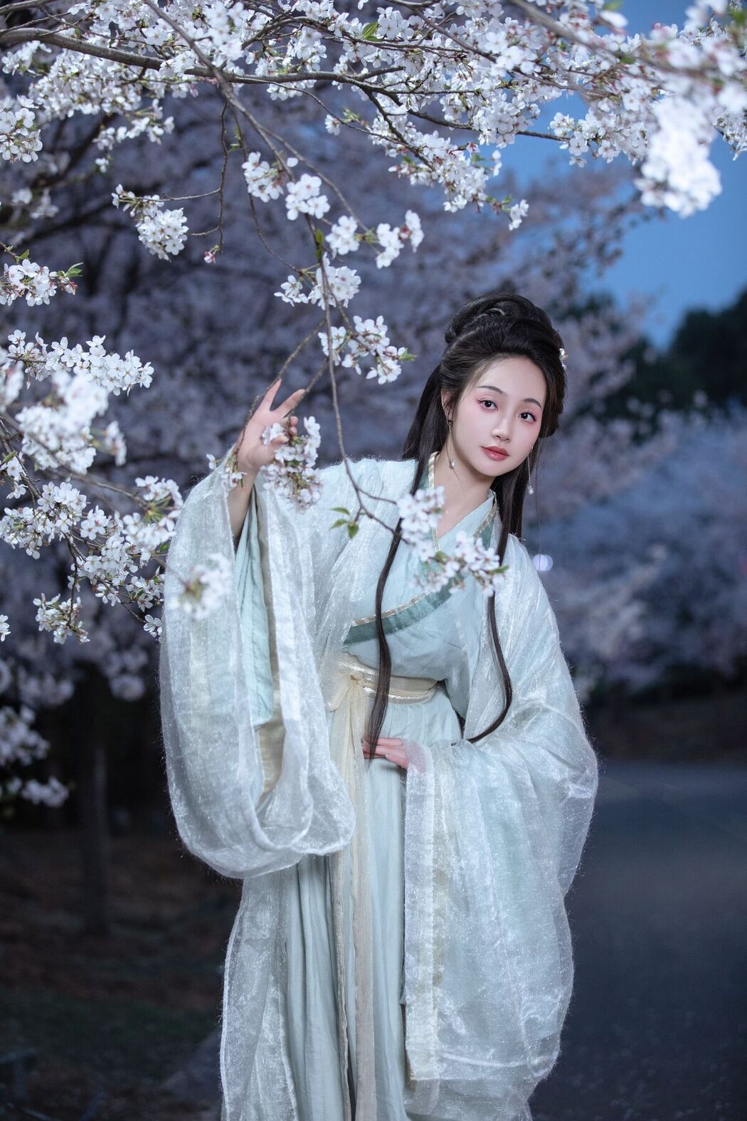 YiTuYu艺图语 Vol.7063 Ling Zi Xi