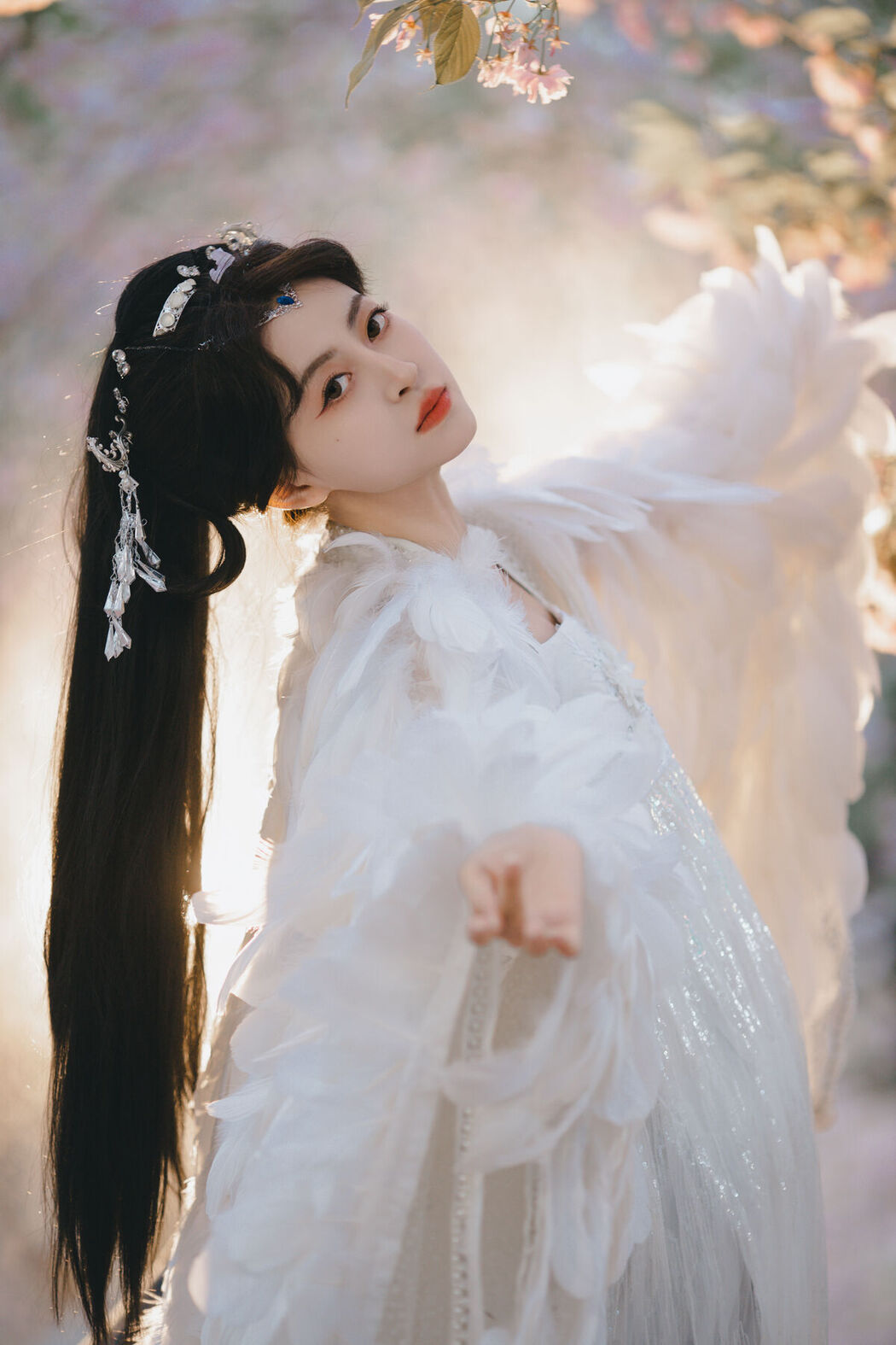 YiTuYu艺图语 Vol.7115 Yi Xuan