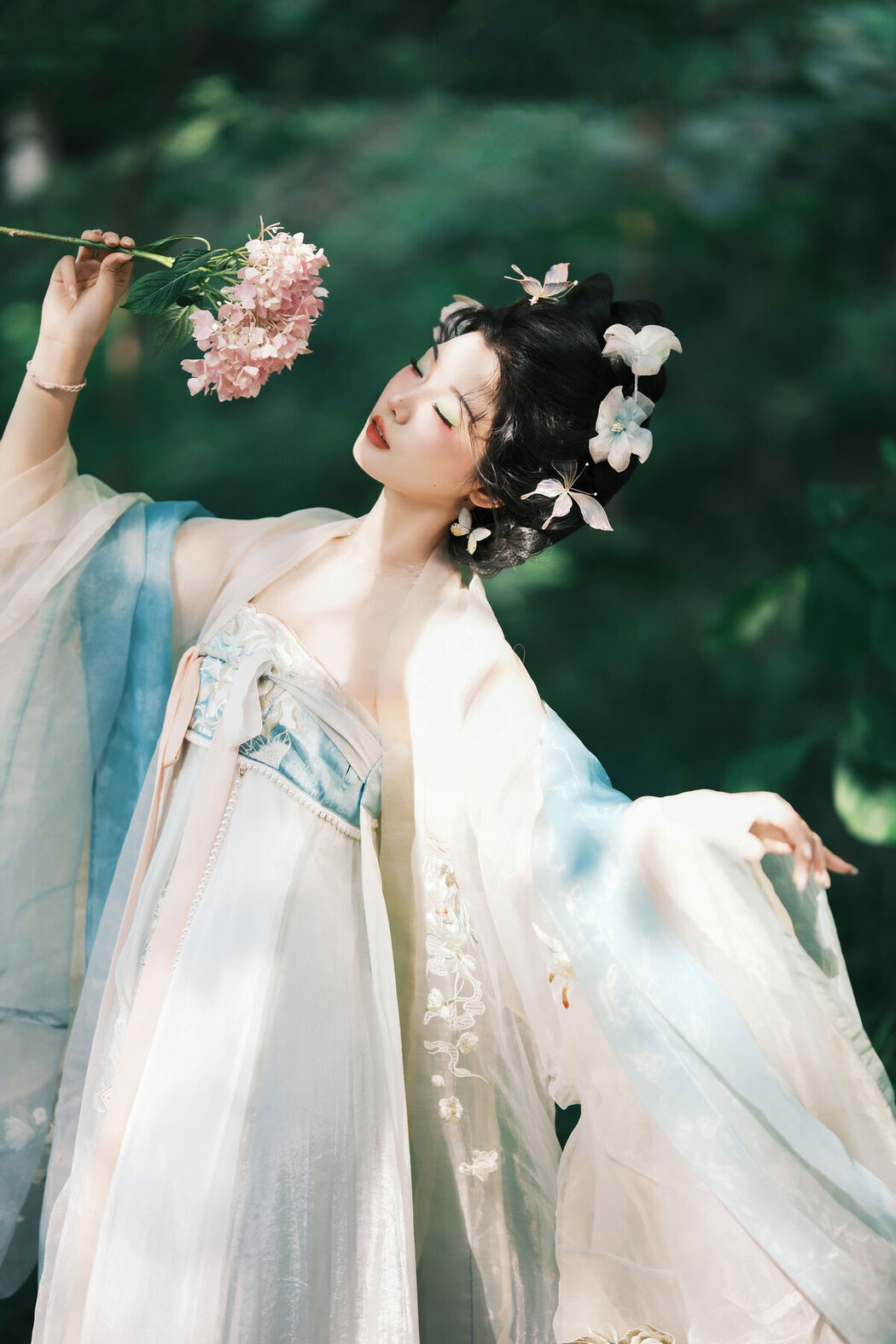 YiTuYu艺图语 Vol.7109 Guo Guo