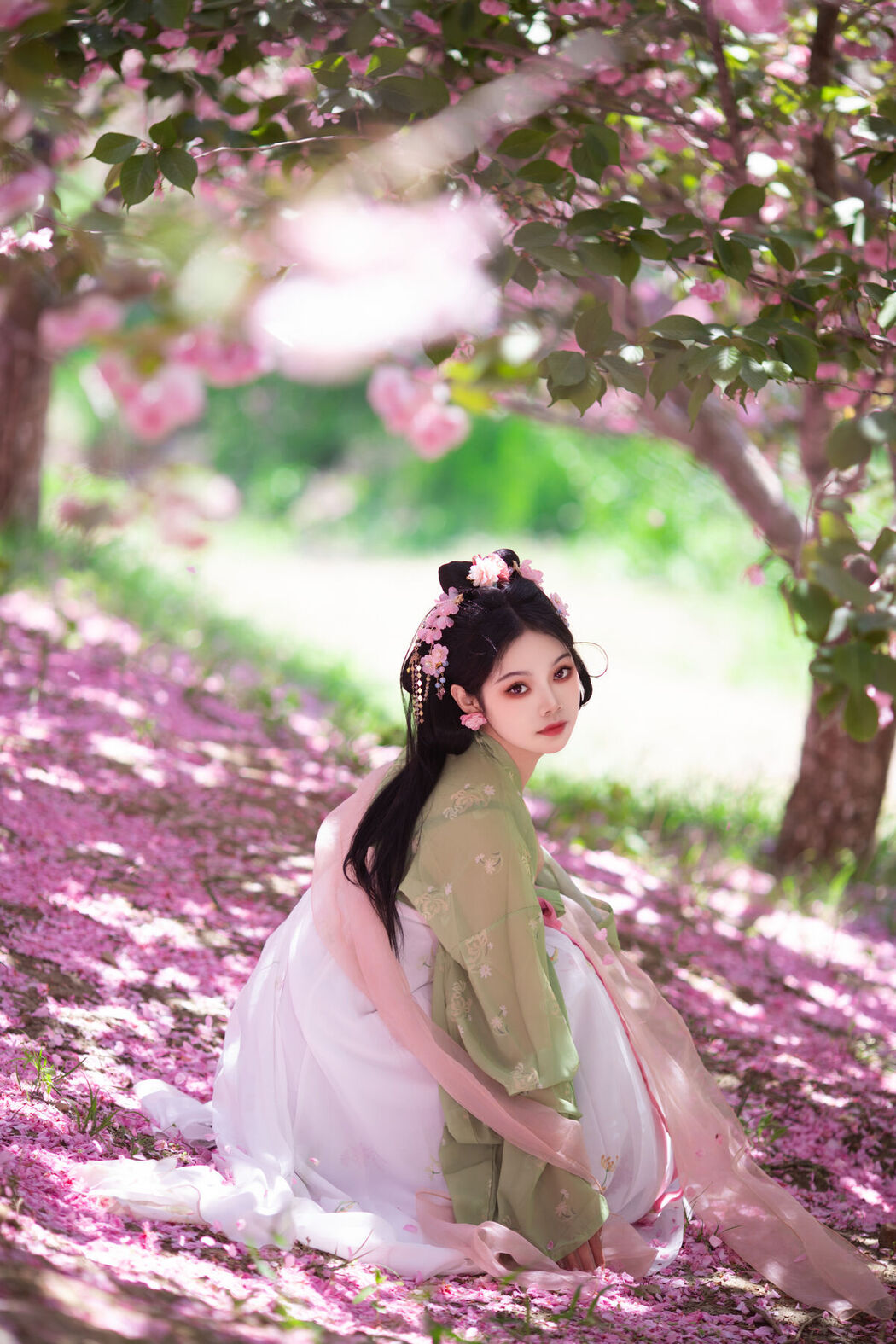 YiTuYu艺图语 Vol.7102 Wan Yi