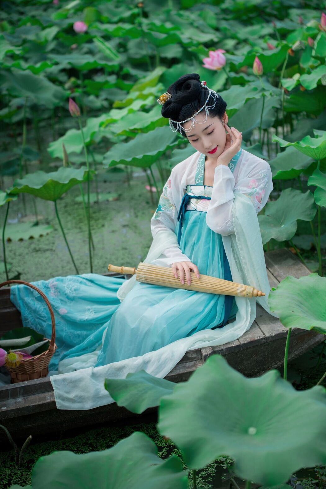 YiTuYu艺图语 Vol.7066 Mu Ge