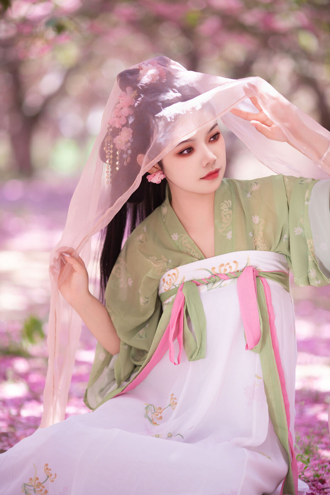 YiTuYu艺图语 Vol.7102 Wan Yi