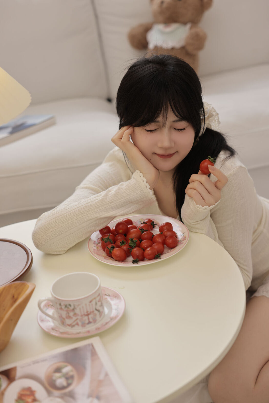 YiTuYu艺图语 Vol.7118 Xiao E Jiang Jiang Jiang