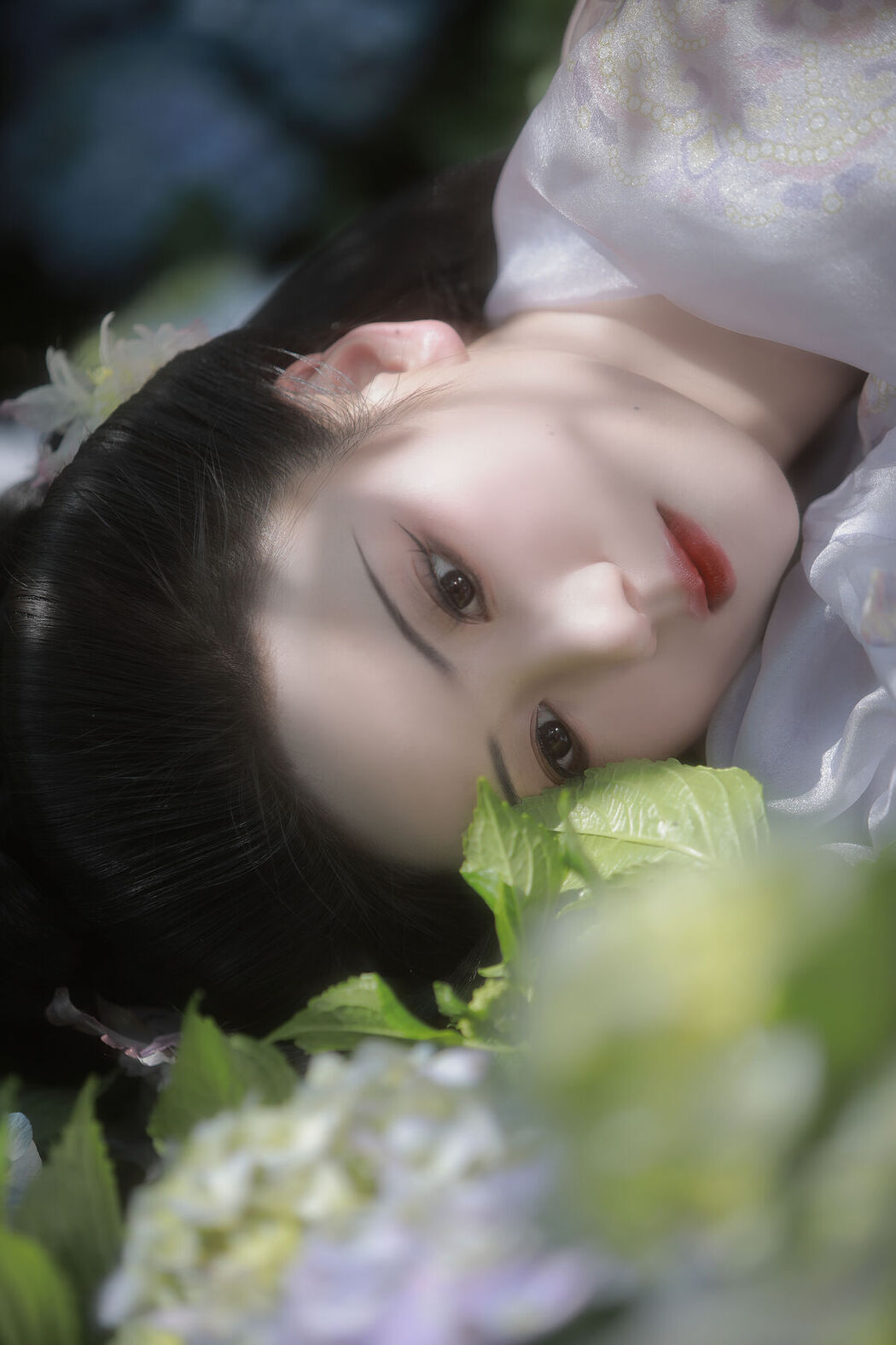 YiTuYu艺图语 Vol.7079 Yu Jin