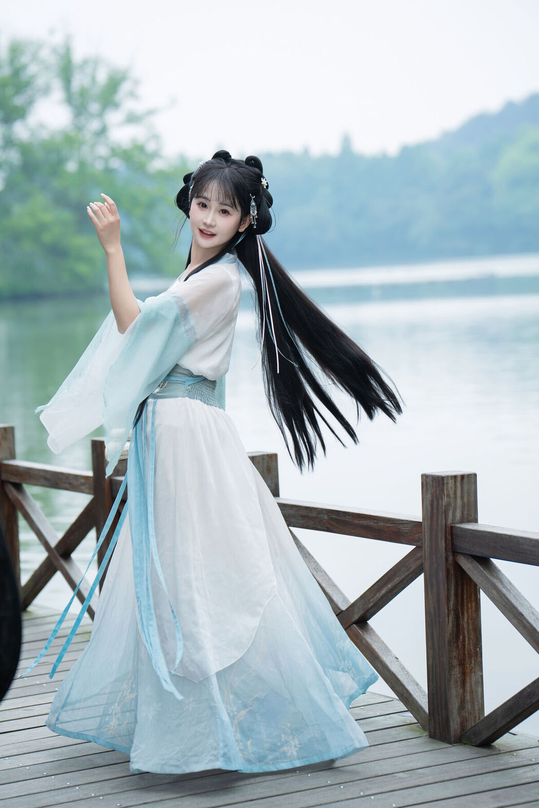 YiTuYu艺图语 Vol.7123 Jiao Yi Zhi Sui Sui