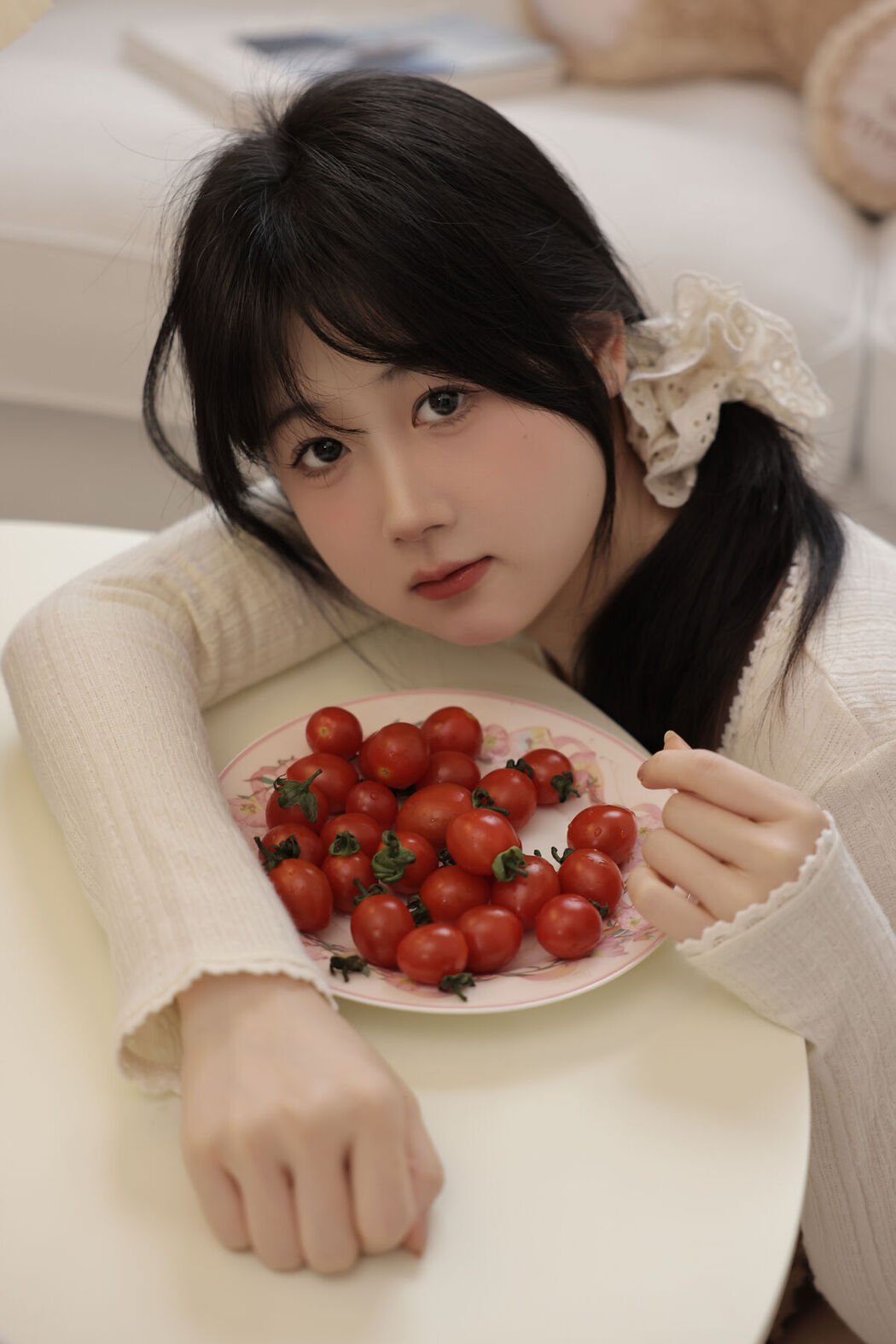 YiTuYu艺图语 Vol.7118 Xiao E Jiang Jiang Jiang