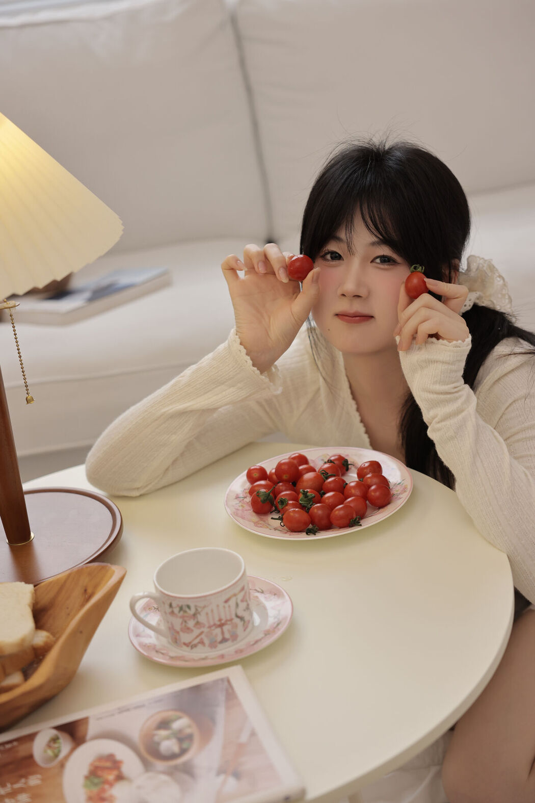 YiTuYu艺图语 Vol.7118 Xiao E Jiang Jiang Jiang