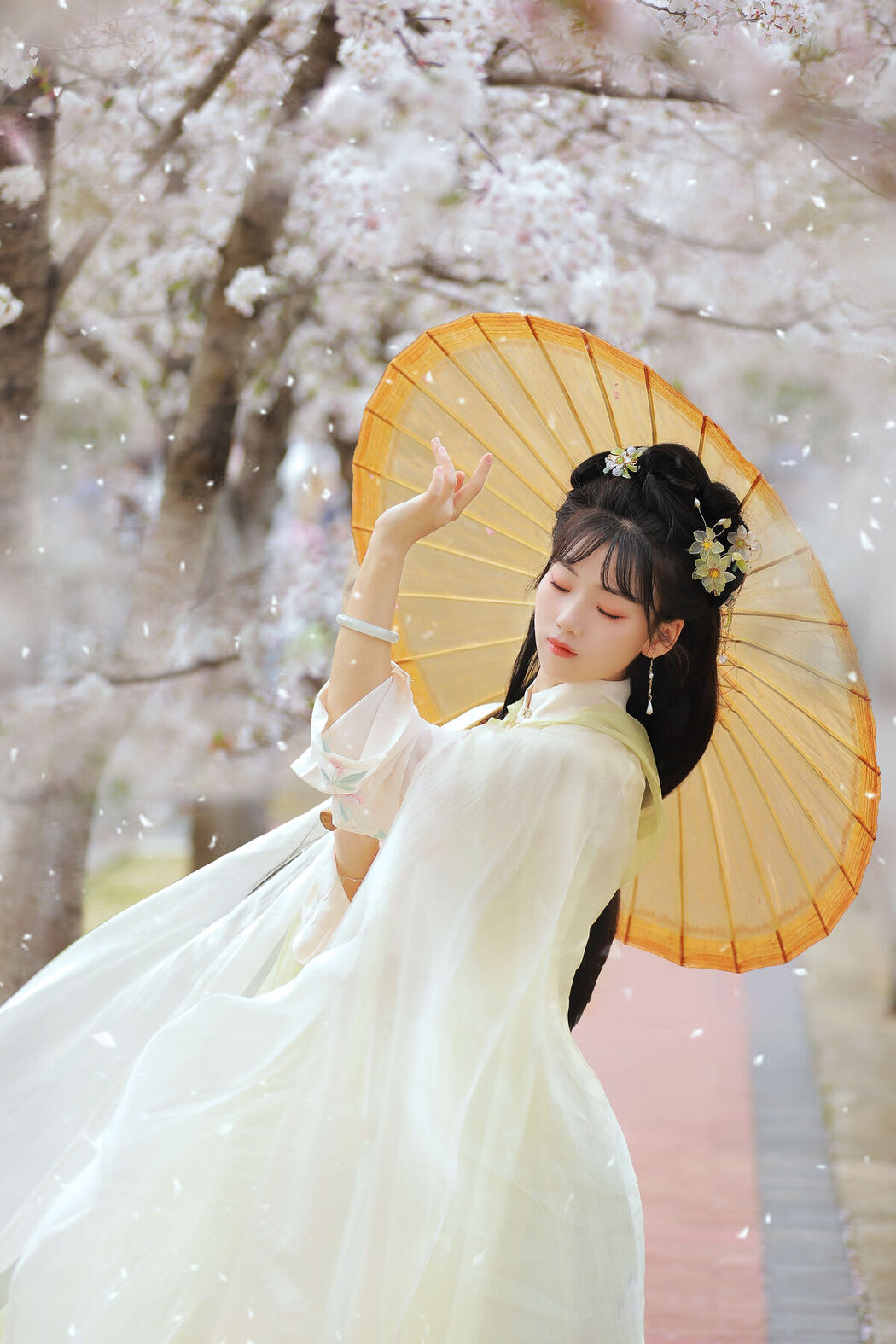 YiTuYu艺图语 Vol.7119 Zhou Zhou Ay