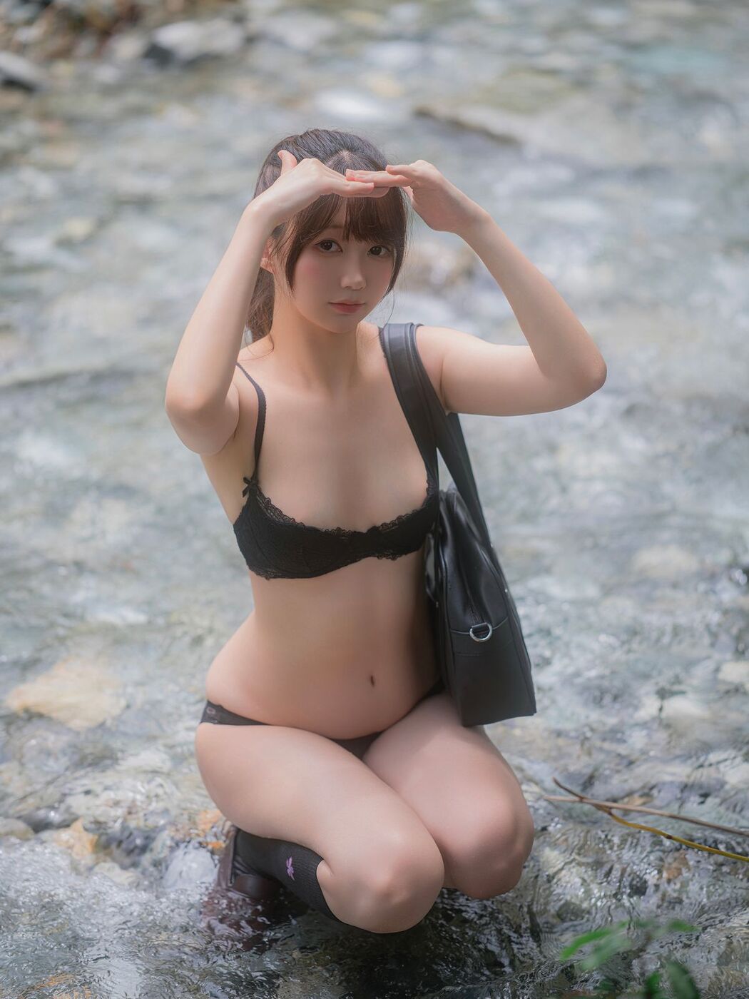 Coser@NAGISA魔物喵 &#8211; 川で水遊び Part2 (56P)