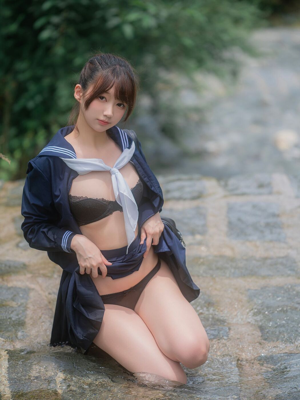 Coser@NAGISA魔物喵 – 川で水遊び Part1 (56P)