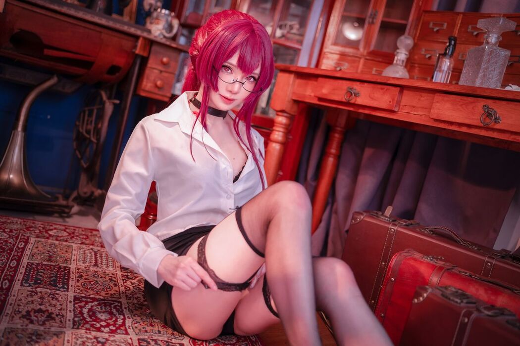 Coser@Sally多啦雪 Sally Dorasnow – Kafka OL (36P)