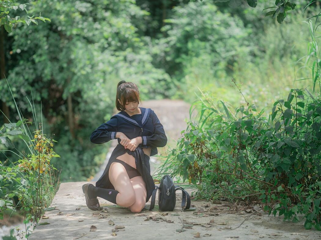 Coser@NAGISA魔物喵 – 川で水遊び Part2 (56P)