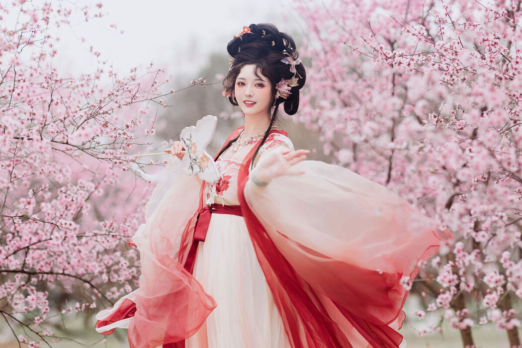 YiTuYu艺图语 Vol.7188 Lu Lu Haley
