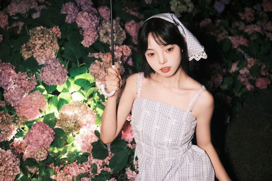 YiTuYu艺图语 Vol.7229 Jiu Cai He Zi