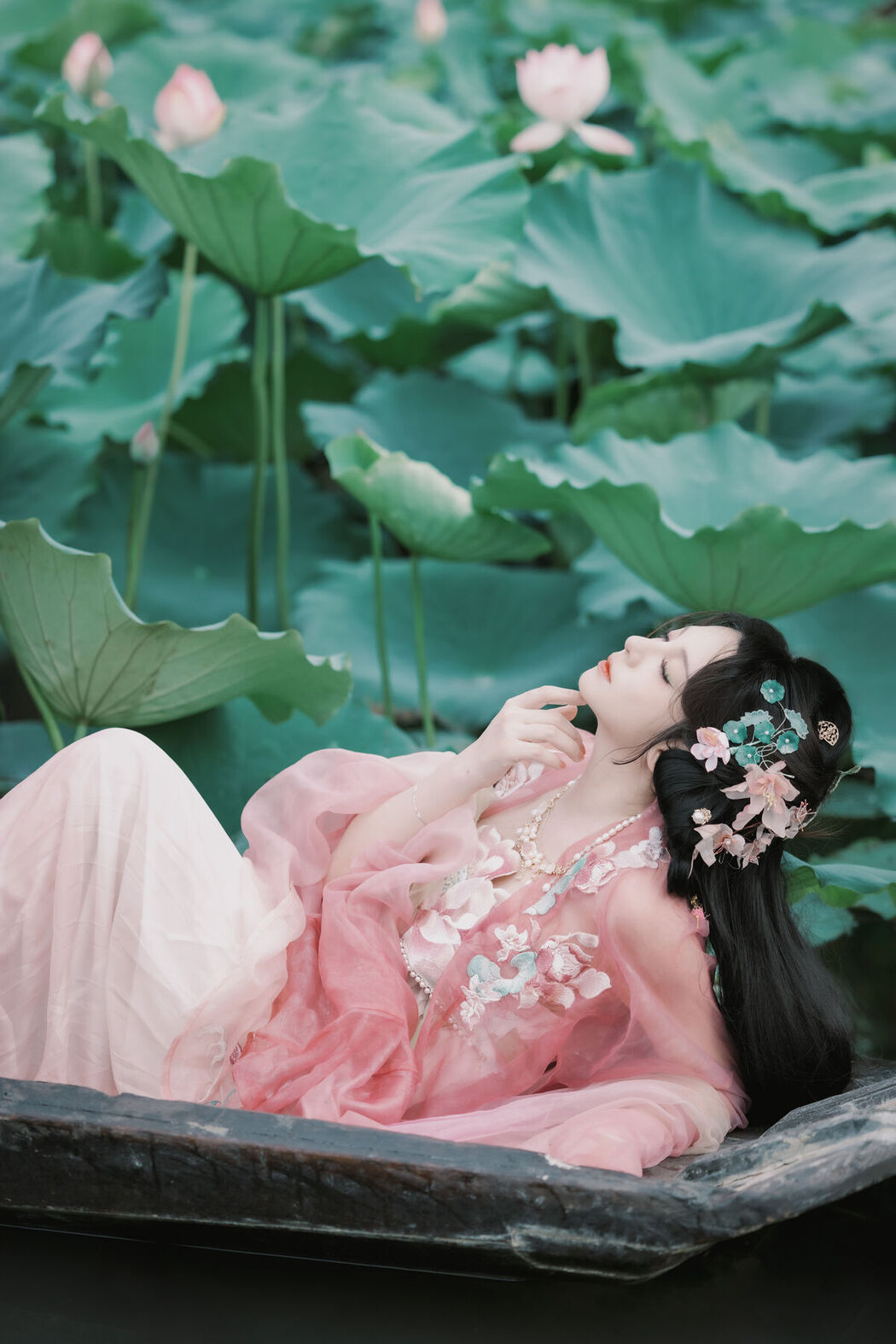 YiTuYu艺图语 Vol.7305 Mini Mi Li