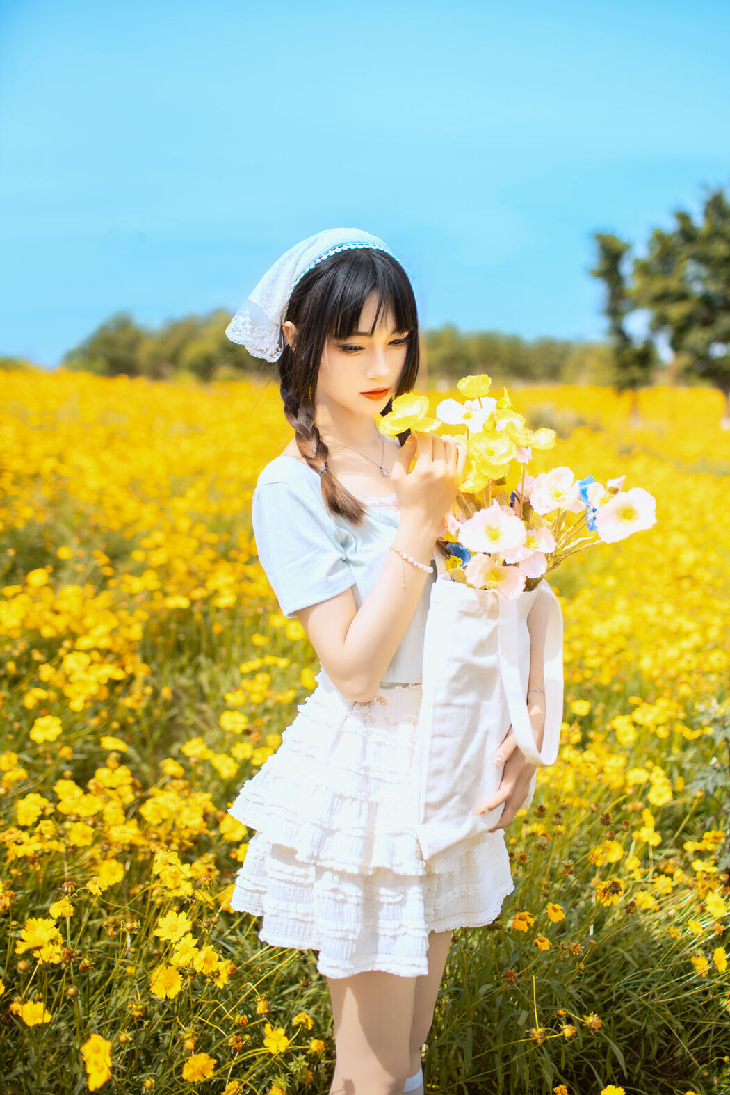 YiTuYu艺图语 Vol.7181 Qian Luo Nai You