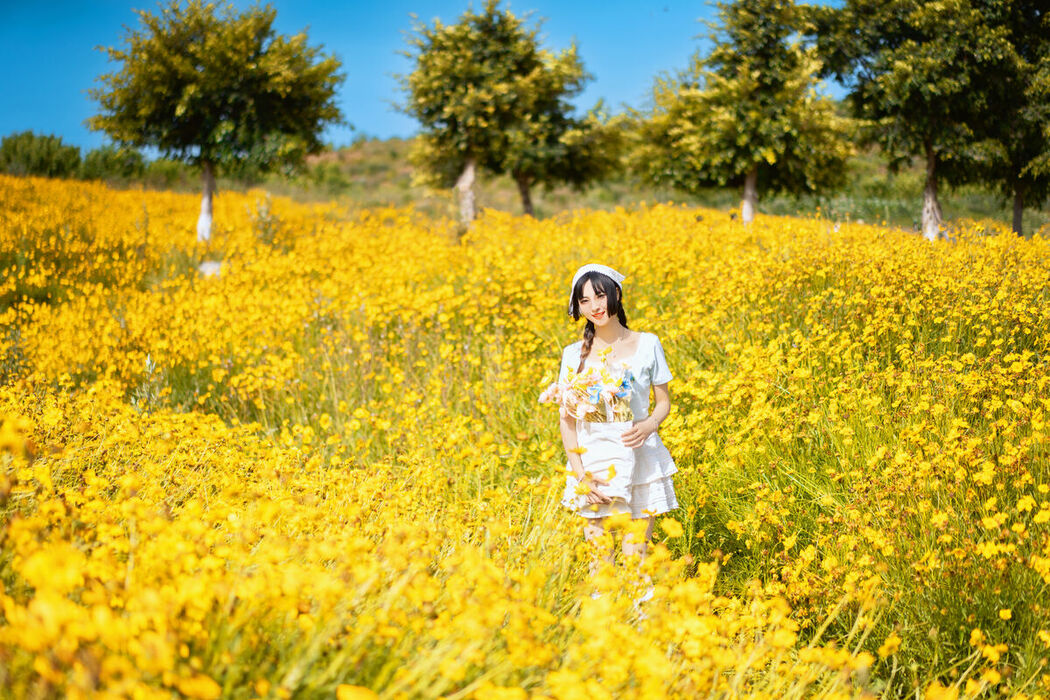 YiTuYu艺图语 Vol.7181 Qian Luo Nai You