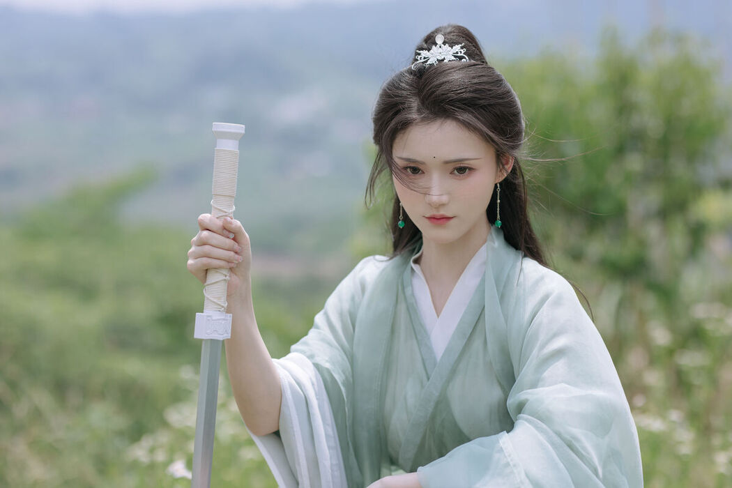 YiTuYu艺图语 Vol.7240 Xin Yu