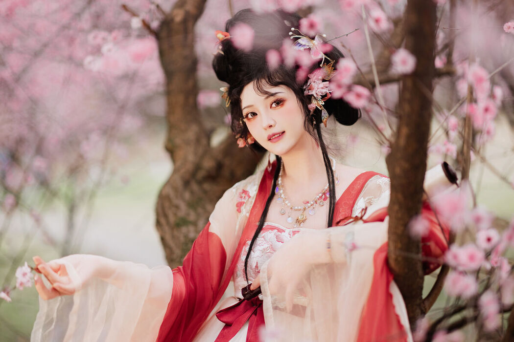 YiTuYu艺图语 Vol.7188 Lu Lu Haley