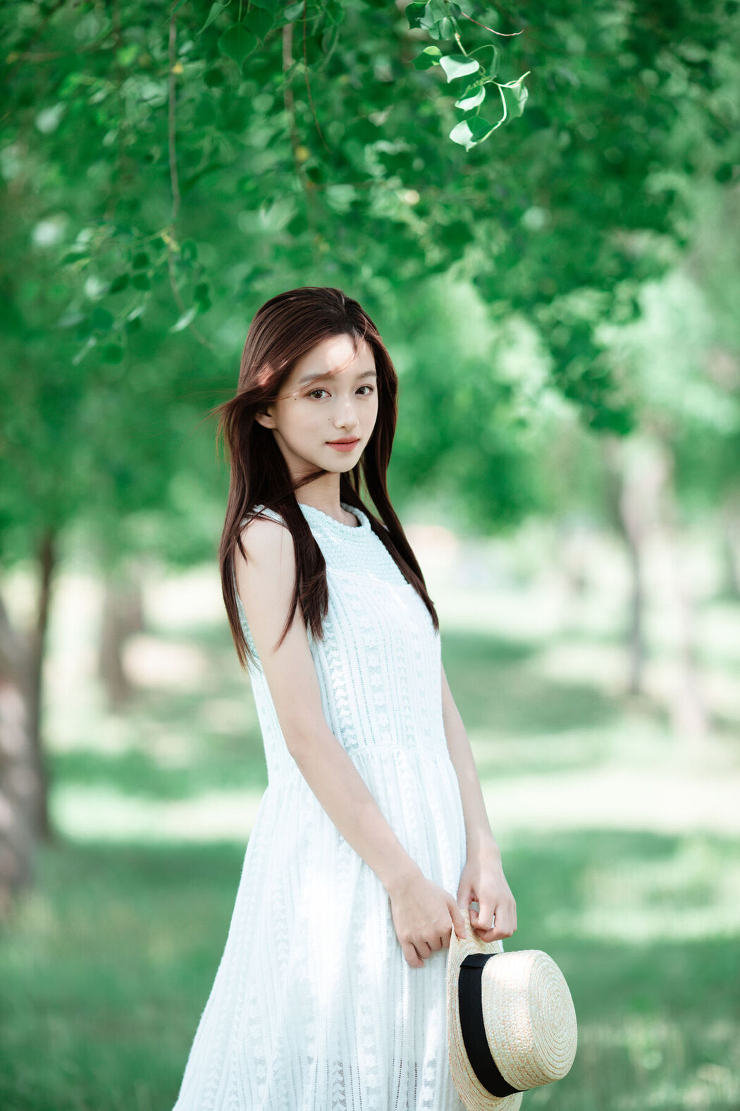 YiTuYu艺图语 Vol.7211 Yu Er